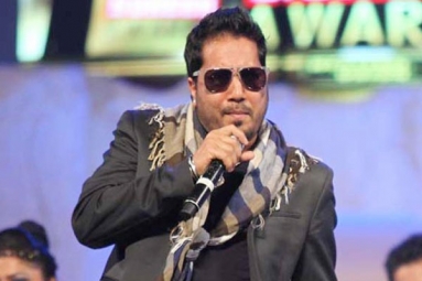 Mika Singh live in Concert - Houston Mika Singh live in Concert - Houston