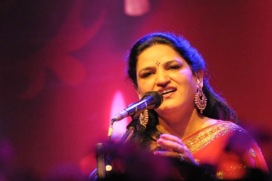 Radhika Chopra -Traditional and Film Ghazals Radhika Chopra -Traditional and Film Ghazals